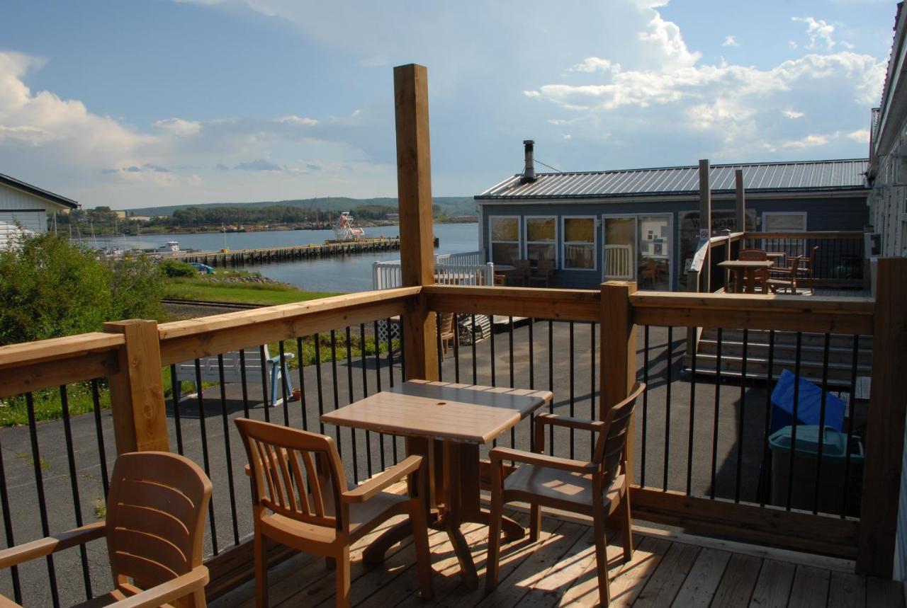 Harbourview Motel And Accommodations Порт-Хоксбери Экстерьер фото